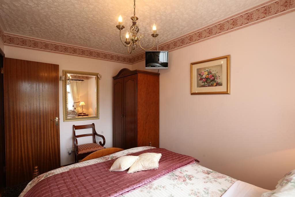 Sleepy Hollow B&B Ballymena Chambre photo