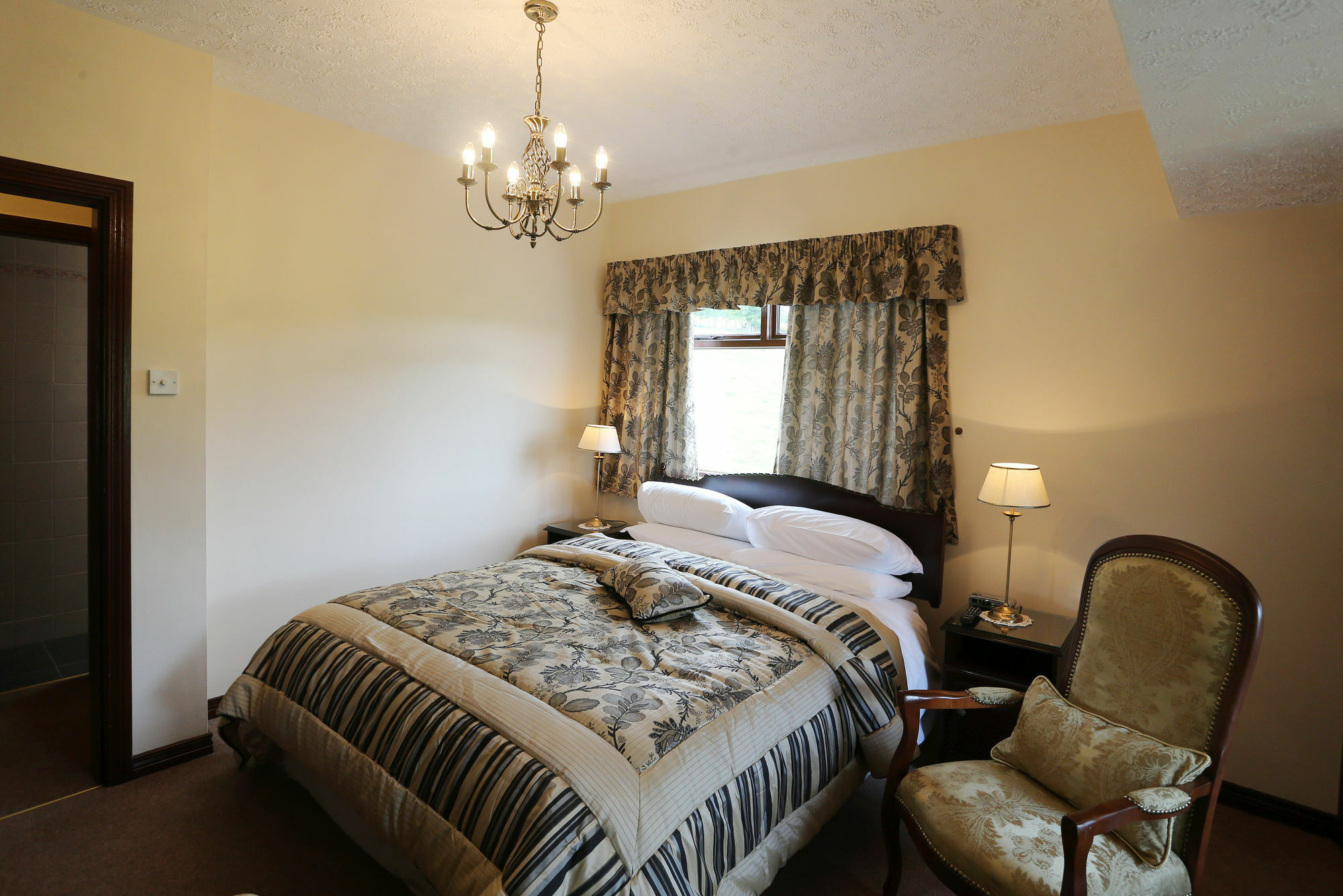 Sleepy Hollow B&B Ballymena Extérieur photo
