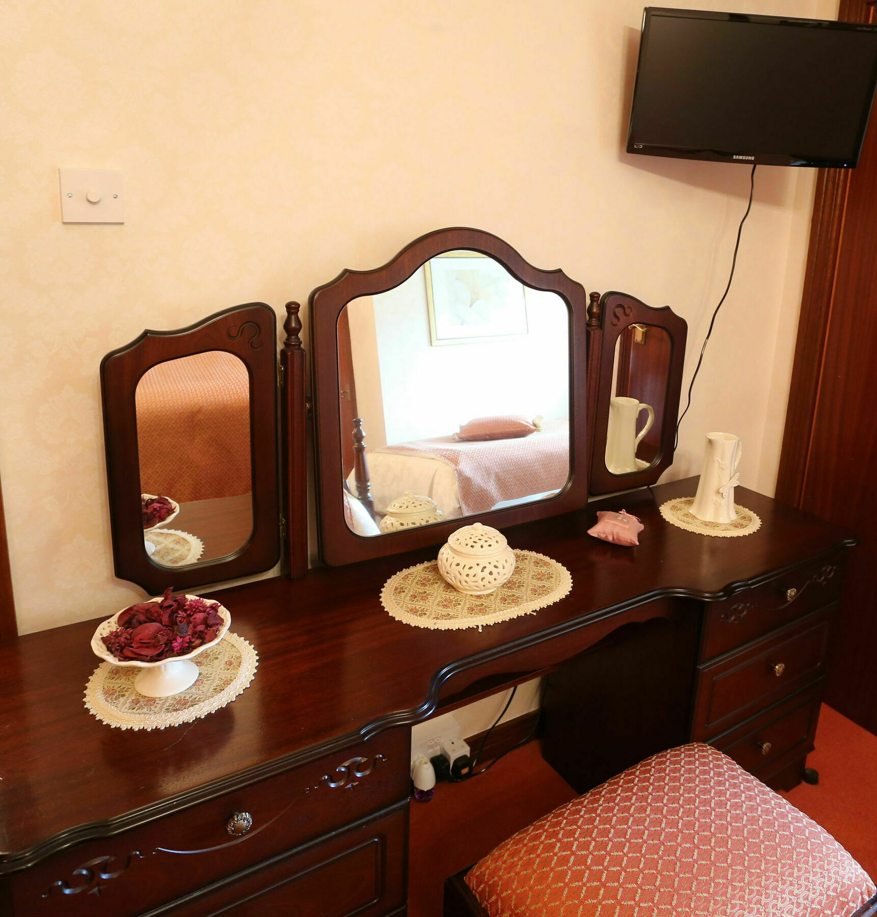Sleepy Hollow B&B Ballymena Extérieur photo